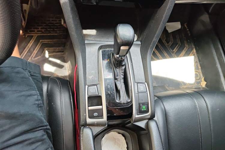 Used Honda Civic 2016 220TURBO CVT Prestige Edition Gear Lever