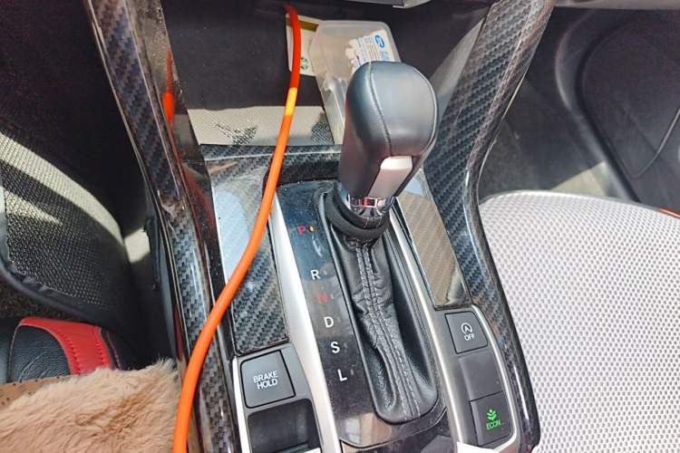 Used Honda Civic 2016 220TURBO CVT Luxury Edition Gear Lever