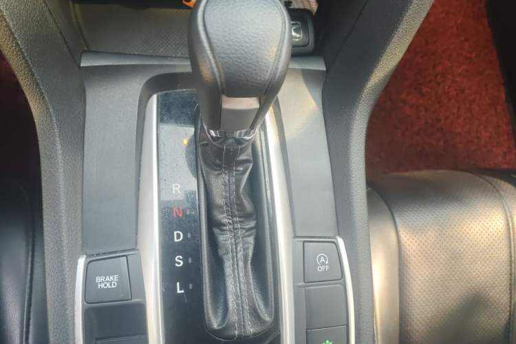 Used Honda Civic 2016 220TURBO CVT Luxury Edition Gear Lever