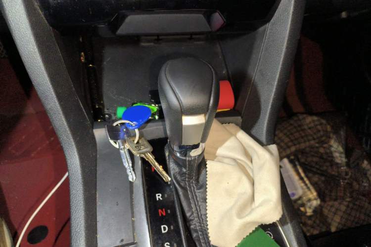Used Honda Civic 2016 220TURBO CVT Luxury Edition Gear Lever