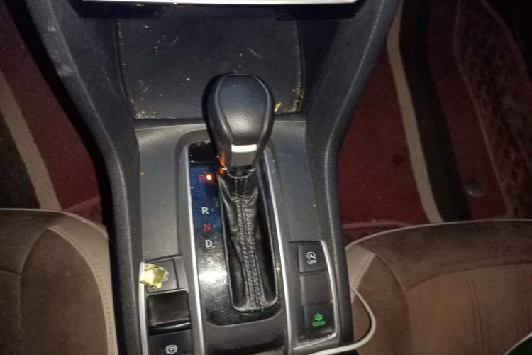 Used Honda Civic 2016 180TURBO CVT Comfort Version Gear Lever