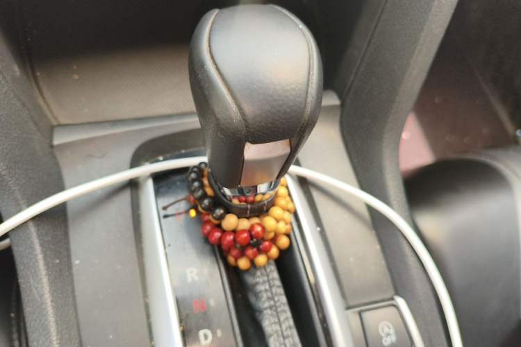 Used Honda Civic 2016 180TURBO CVT Comfort Version Gear Lever