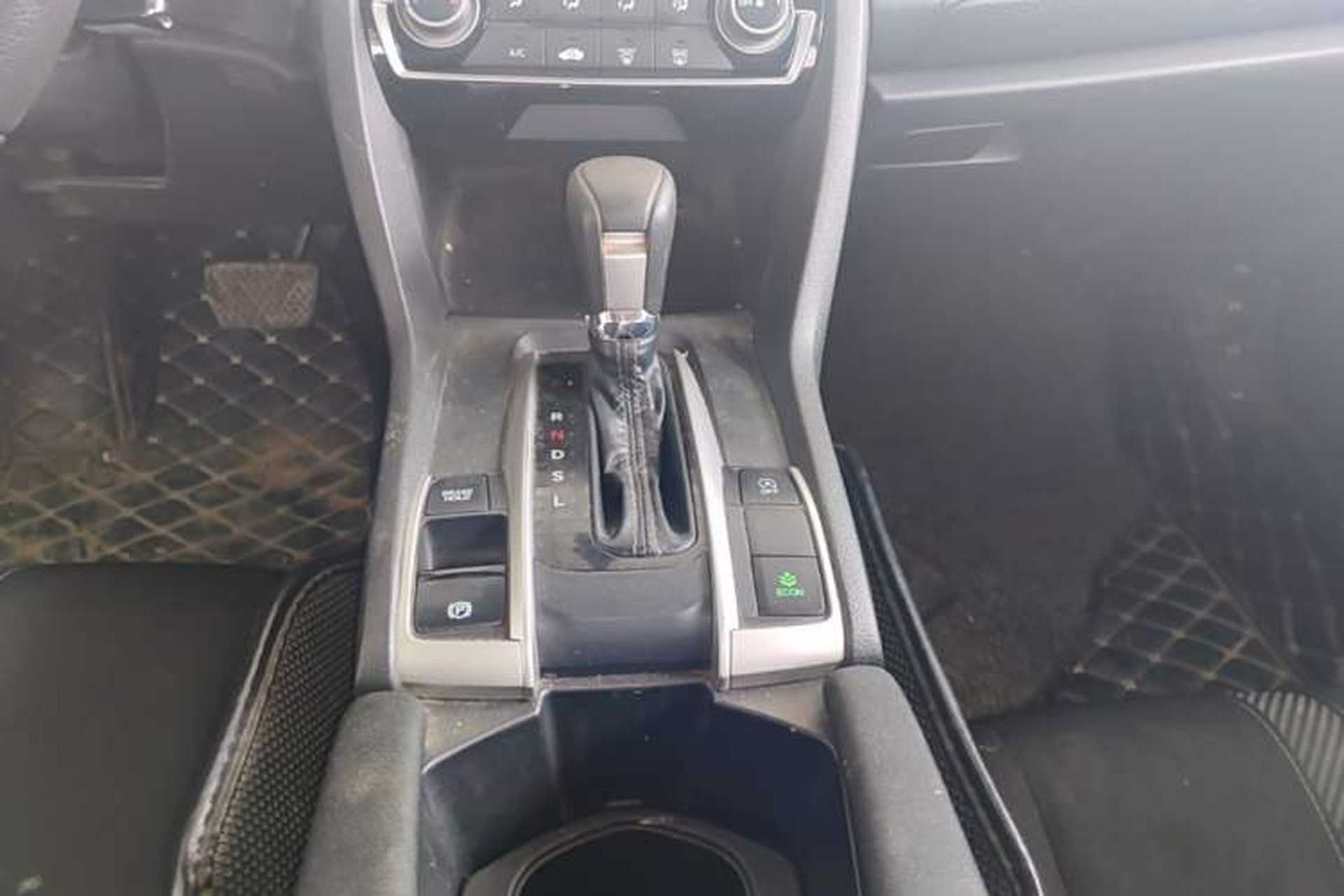 Used Honda Civic 2016 180TURBO CVT Comfort Version Gear Lever