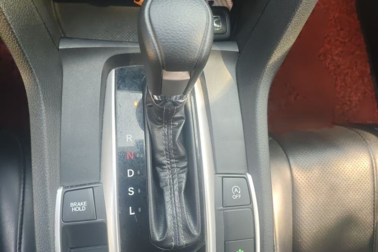 Used Honda Civic 2016 220TURBO CVT Luxury Edition Gear Lever