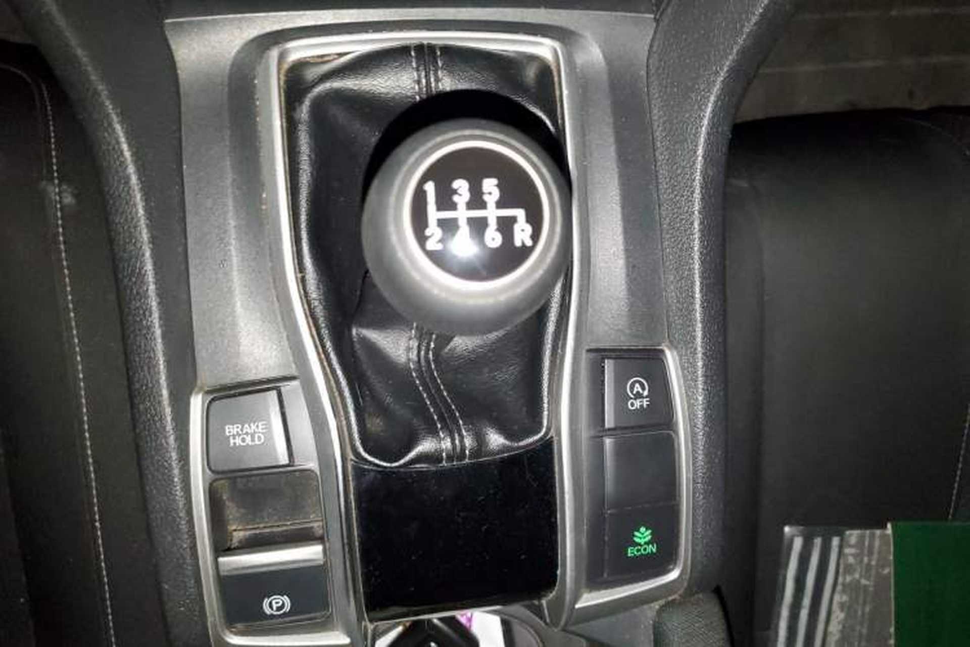 Used Honda Civic 2016 220TURBO Manual Luxury Edition Gear Lever