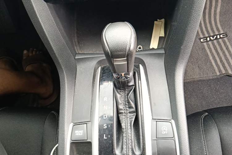 Used Honda Civic 2016 220TURBO CVT Luxury Edition Gear Lever
