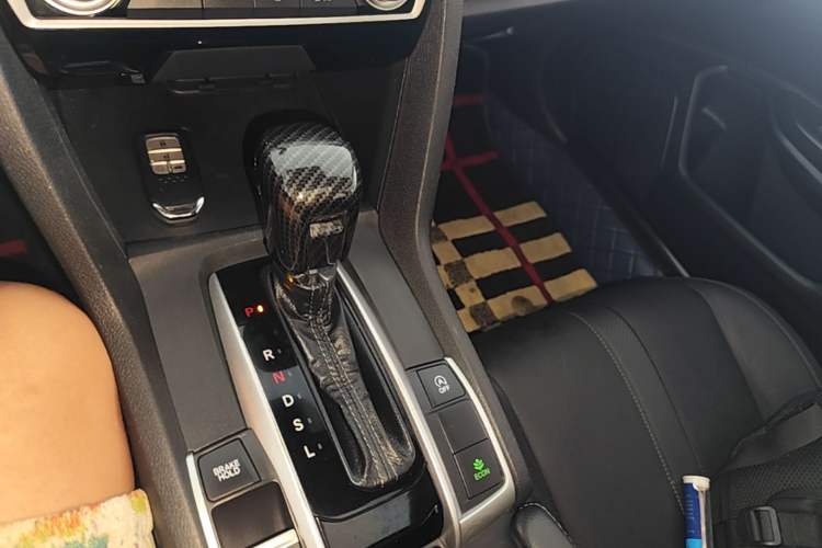 Used Honda Civic 2016 220TURBO CVT Prestige Edition Gear Lever