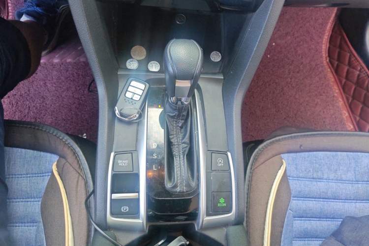 Used Honda Civic 2016 220TURBO CVT Luxury Edition Gear Lever