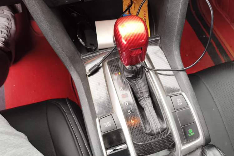 Used Honda Civic 2016 220TURBO CVT Luxury Edition Gear Lever