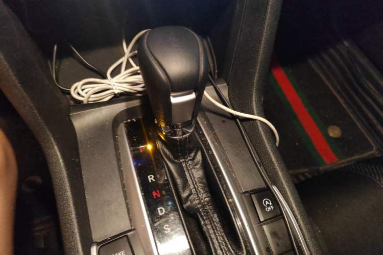 Used Honda Civic 2016 220TURBO CVT Luxury Edition Gear Lever