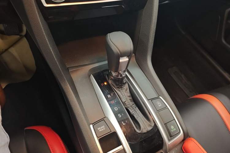 Used Honda Civic 2016 220TURBO CVT Luxury Edition Gear Lever
