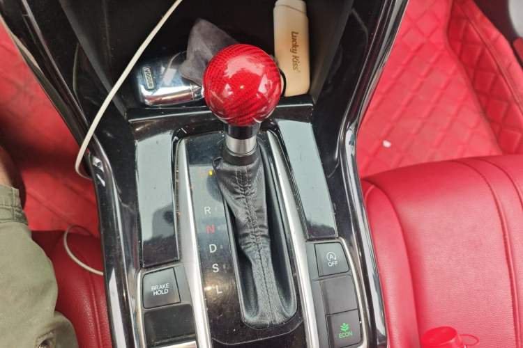 Used Honda Civic 2016 220TURBO CVT Luxury Edition Gear Lever