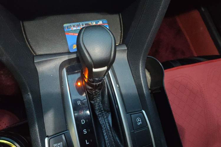 Used Honda Civic 2016 180TURBO CVT Comfort Version Gear Lever