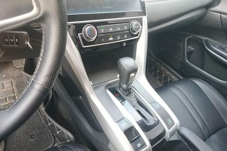 Used Honda Civic 2016 180TURBO CVT Comfort Version Gear Lever
