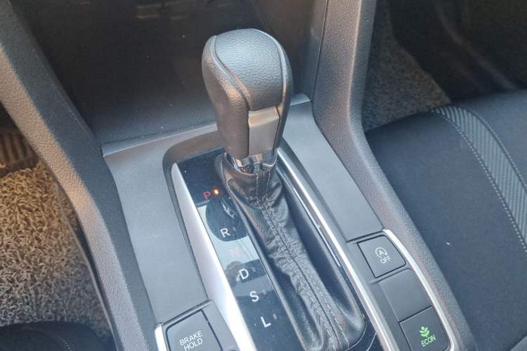 Used Honda Civic 2016 220TURBO CVT Luxury Edition Gear Lever