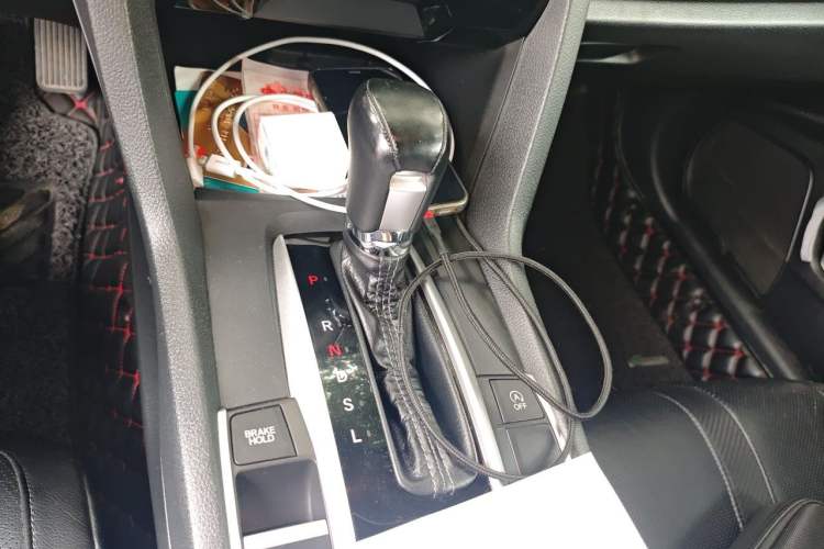 Used Honda Civic 2016 220TURBO CVT Prestige Edition Gear Lever