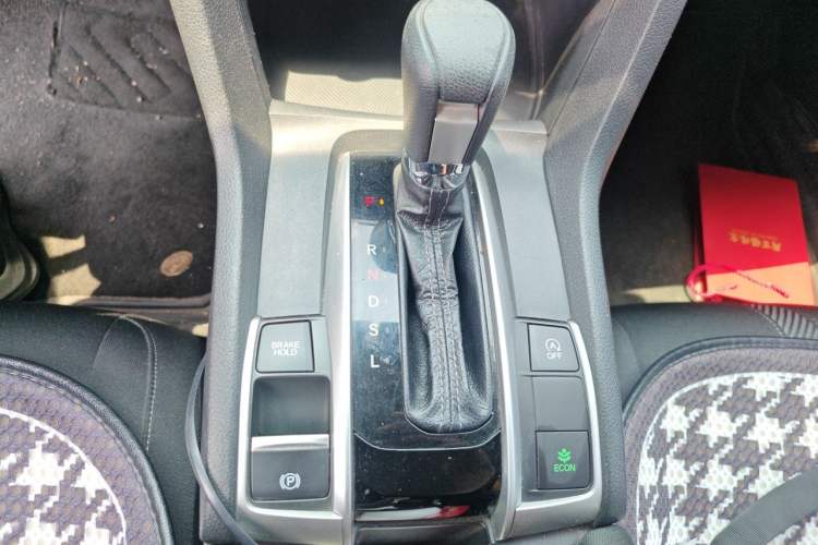 Used Honda Civic 2016 220TURBO CVT Luxury Edition Gear Lever