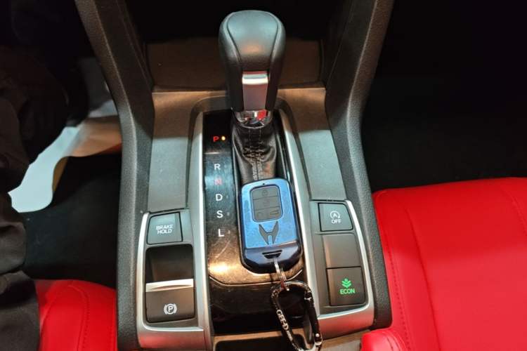 Used Honda Civic 2016 220TURBO CVT Luxury Edition Gear Lever
