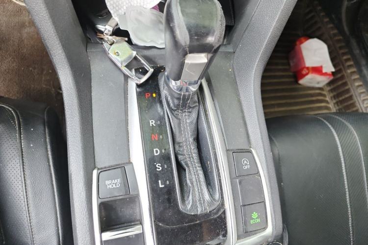 Used Honda Civic 2016 220TURBO CVT Prestige Edition Gear Lever