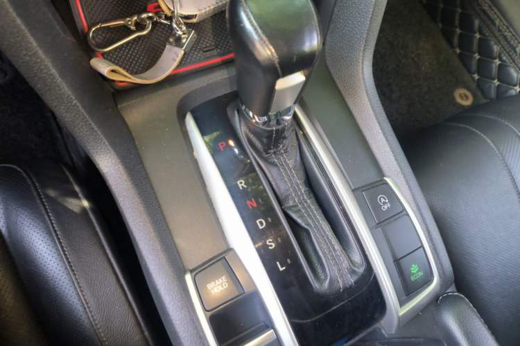 Used Honda Civic 2016 220TURBO CVT Prestige Edition Gear Lever