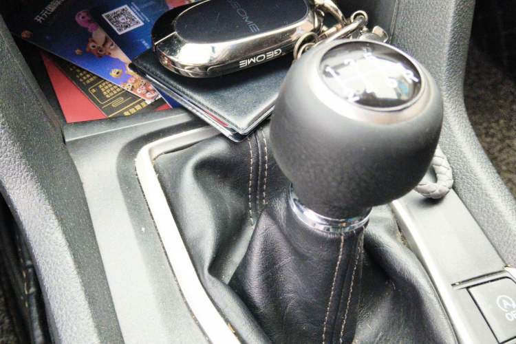 Used Honda Civic 2016 220TURBO Manual Luxury Edition Gear Lever