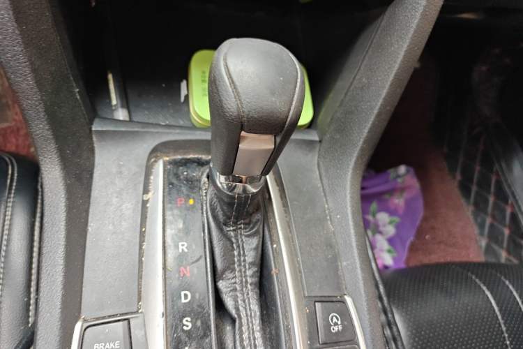 Used Honda Civic 2016 180TURBO CVT Comfort Version Gear Lever