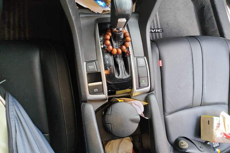 Used Honda Civic 2016 220TURBO CVT Prestige Edition Gear Lever