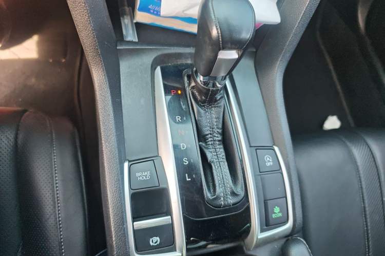 Used Honda Civic 2016 220TURBO CVT Prestige Edition Gear Lever