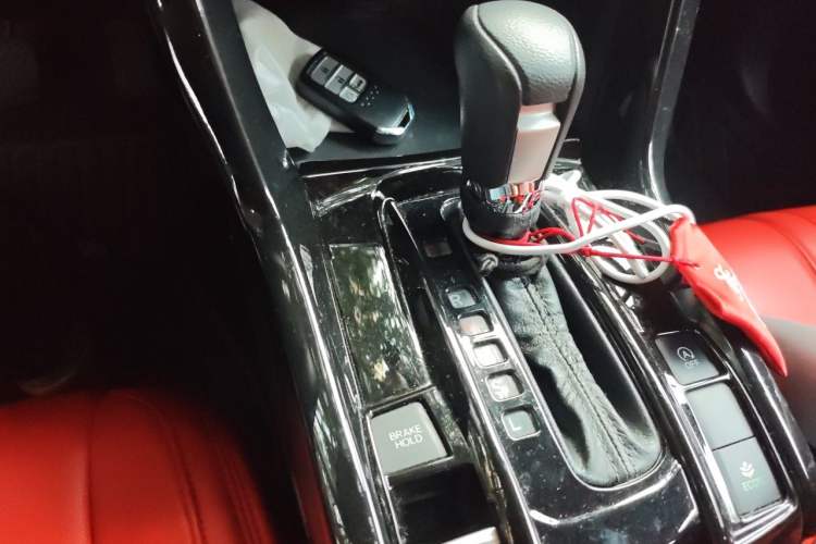 Used Honda Civic 2016 220TURBO CVT Luxury Edition Gear Lever