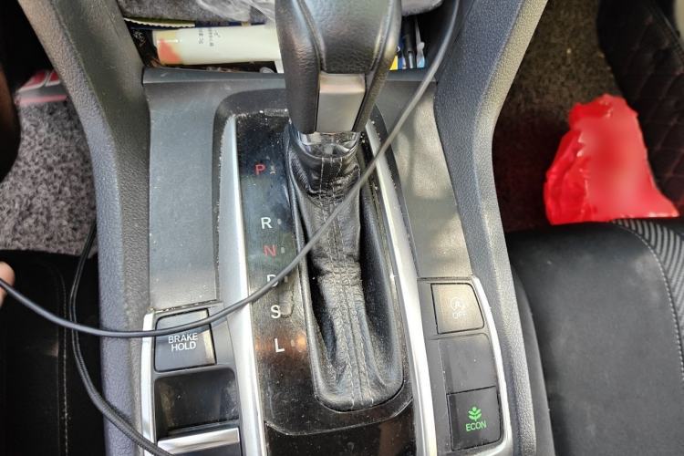 Used Honda Civic 2016 220TURBO CVT Luxury Edition Gear Lever