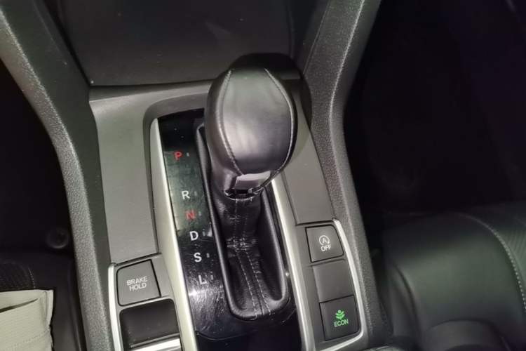 Used Honda Civic 2016 220TURBO CVT Prestige Edition Gear Lever