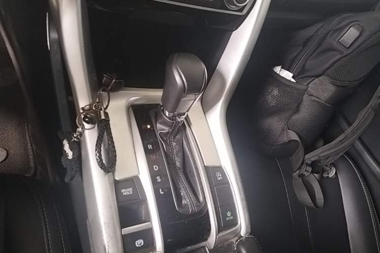 Used Honda Civic 2016 220TURBO CVT Luxury Edition Gear Lever