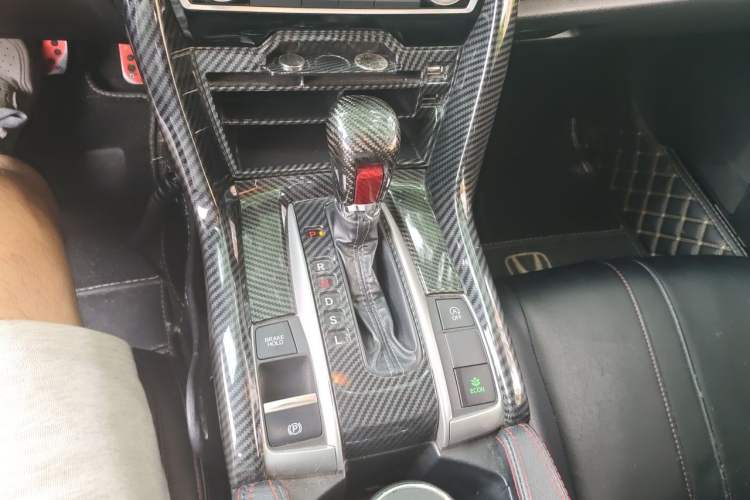 Used Honda Civic 2016 220TURBO CVT Luxury Edition Gear Lever