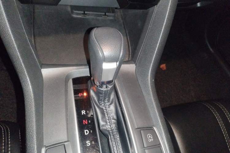Used Honda Civic 2016 180TURBO CVT Comfort Version Gear Lever