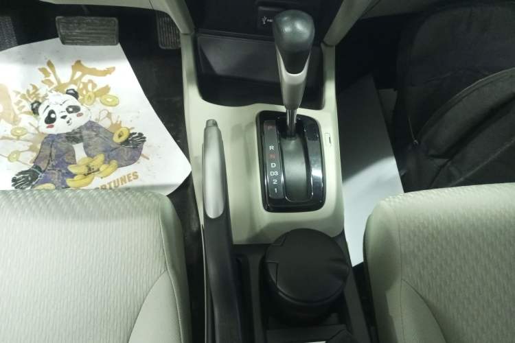 Used Honda Civic 2016 1.8L Automatic Comfort Version Gear Lever