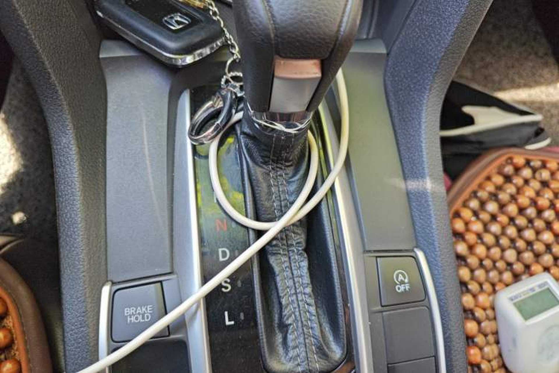 Used Honda Civic 2016 220TURBO CVT Luxury Edition Gear Lever