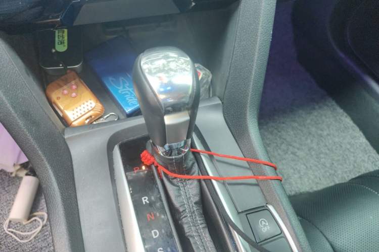 Used Honda Civic 2016 220TURBO CVT Prestige Edition Gear Lever