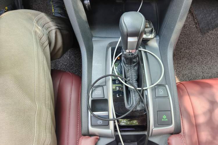 Used Honda Civic 2016 220TURBO CVT Luxury Edition Gear Lever