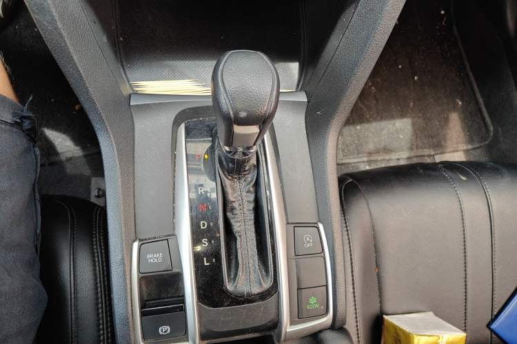 Used Honda Civic 2016 180TURBO CVT Comfort Version Gear Lever