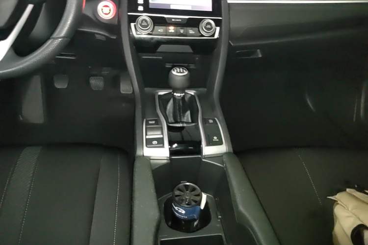 Used Honda Civic 2016 220TURBO Manual Luxury Edition Gear Lever