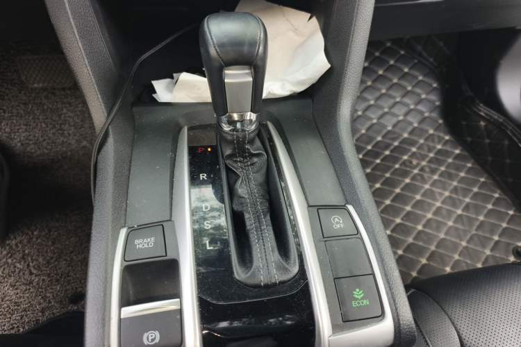 Used Honda Civic 2016 220TURBO CVT Prestige Edition Gear Lever