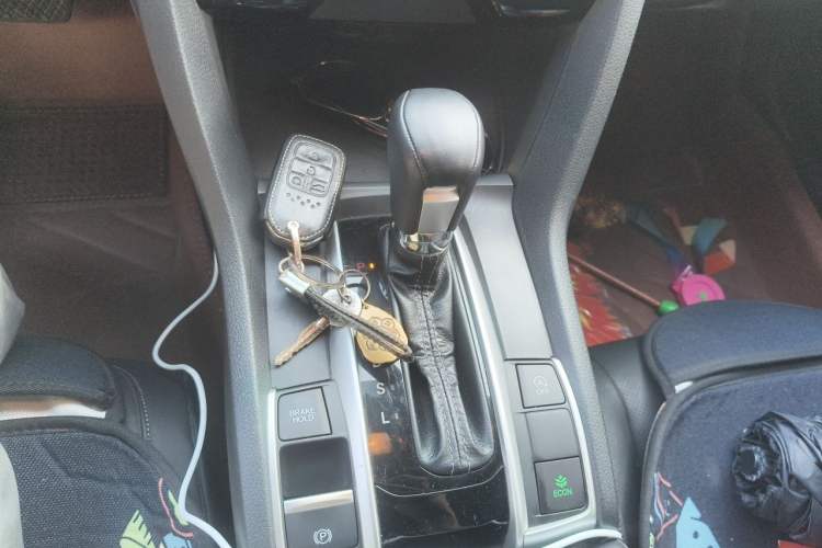 Used Honda Civic 2016 220TURBO CVT Prestige Edition Gear Lever