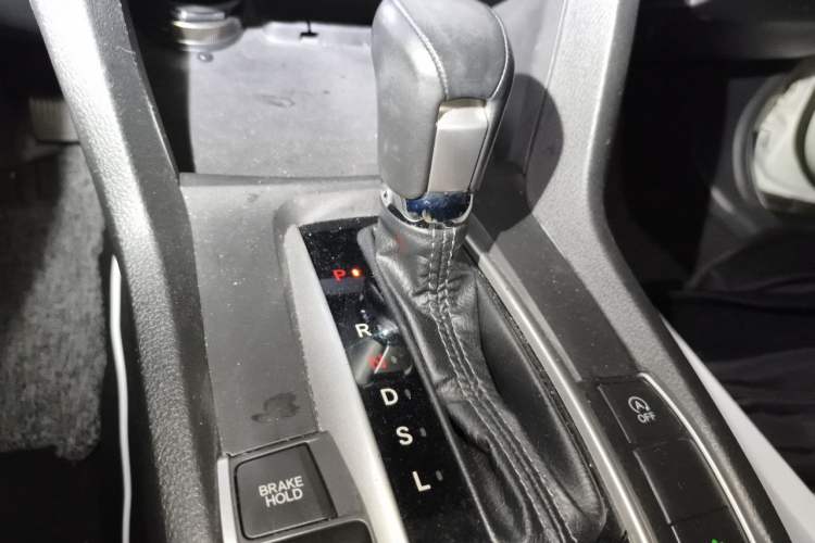 Used Honda Civic 2016 220TURBO CVT Prestige Edition Gear Lever