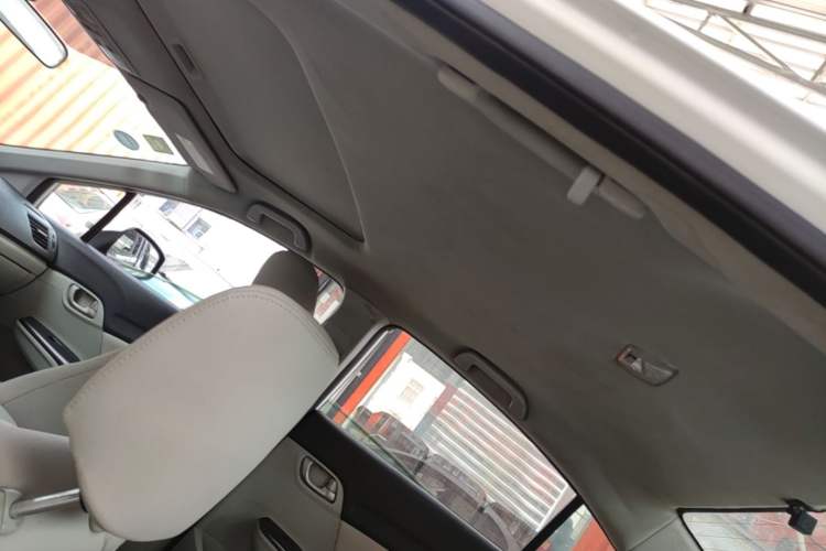 Used Honda Civic 2016 1.8L Automatic Comfort Version Headliner
