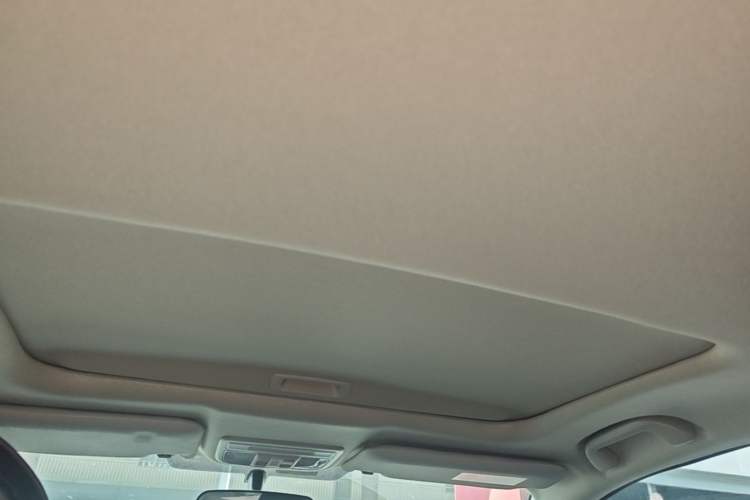 Used Honda Civic 2016 220TURBO Manual Luxury Edition Headliner