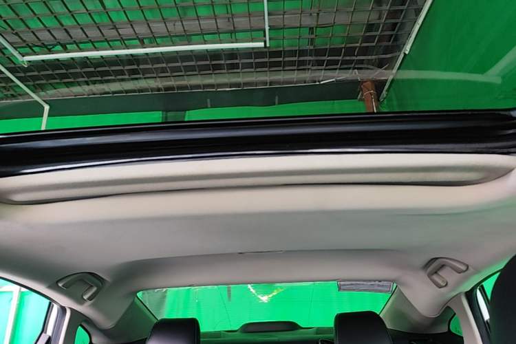 Used Honda Civic 2016 220TURBO CVT Luxury Edition Headliner