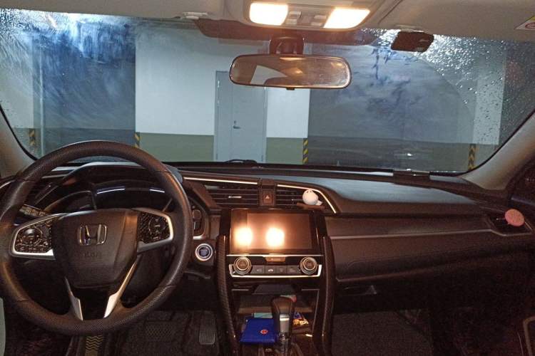 Used Honda Civic 2016 220TURBO CVT Luxury Edition Headliner