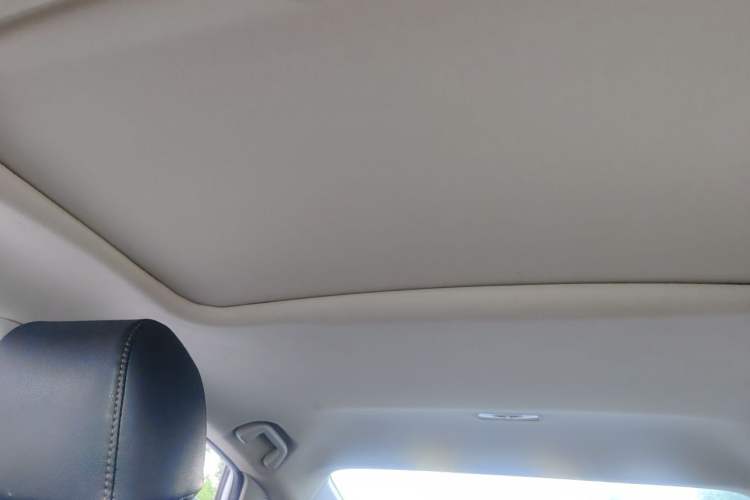 Used Honda Civic 2016 220TURBO Manual Luxury Edition Headliner