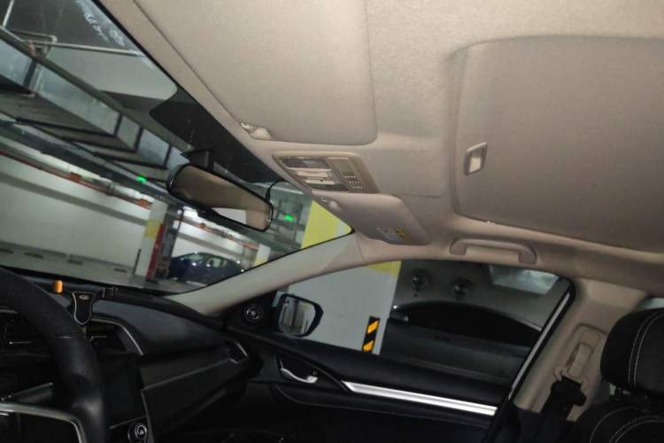Used Honda Civic 2016 220TURBO CVT Luxury Edition Headliner