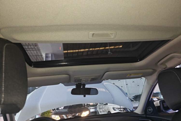 Used Honda Civic 2016 220TURBO CVT Luxury Edition Headliner